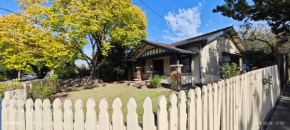Large 5 bedroom Victorian style house box hill